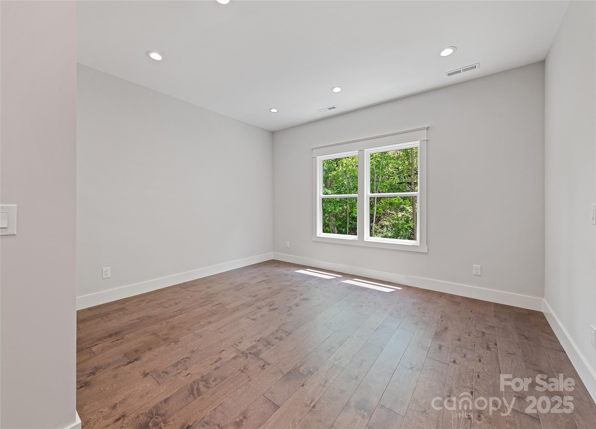 18 Winterhawk Drive Arden NC 28704