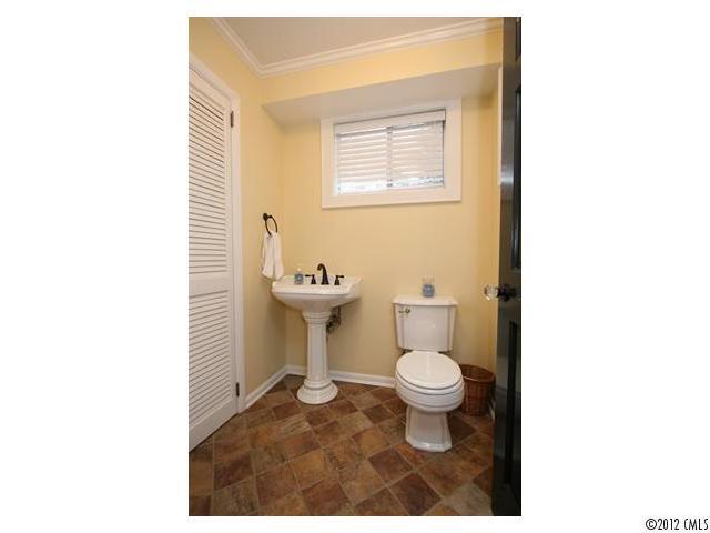 1839 Asheville Place Charlotte NC 28203