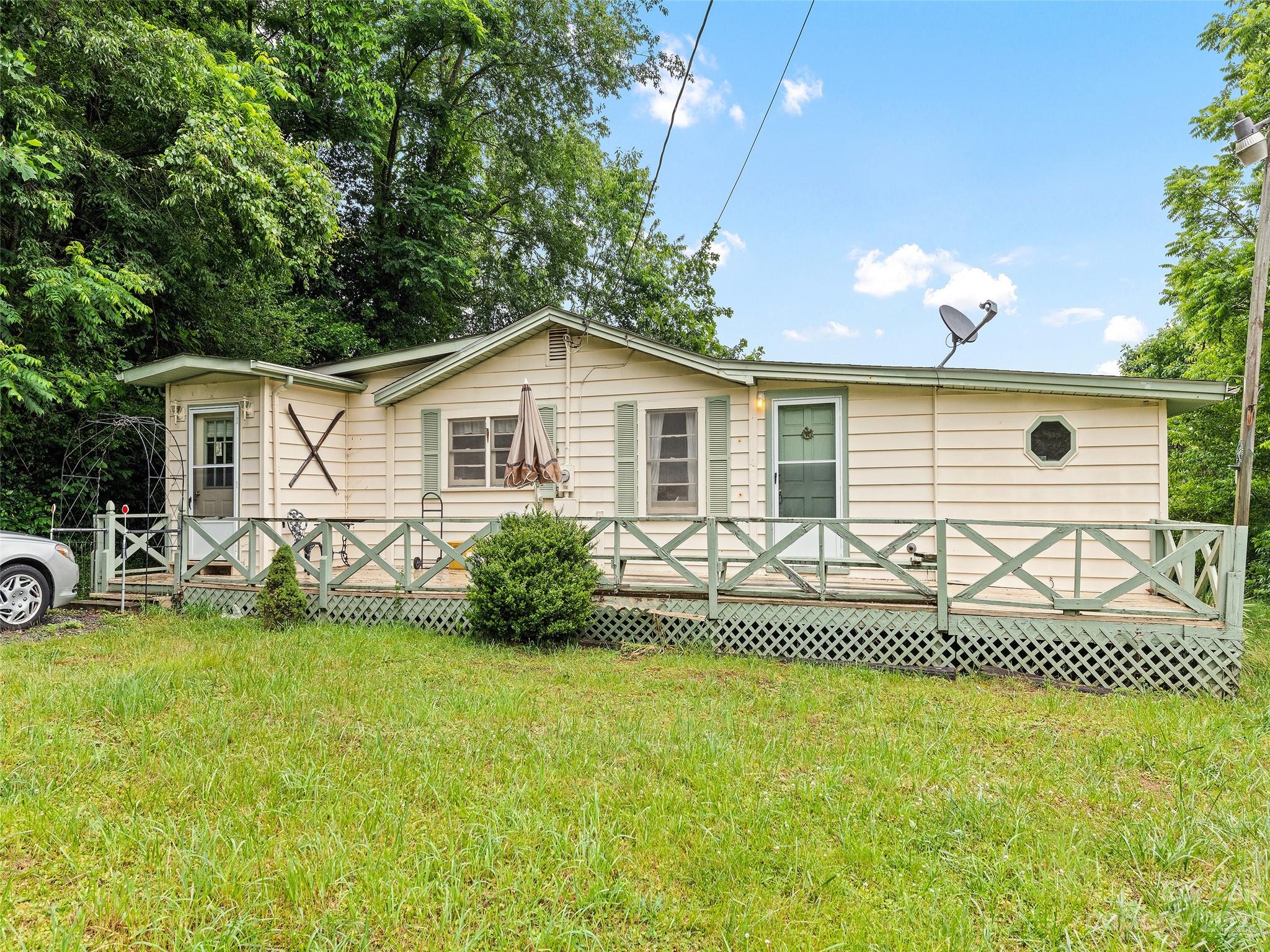 622 Mcelroy Cove Road Waynesville NC 28785