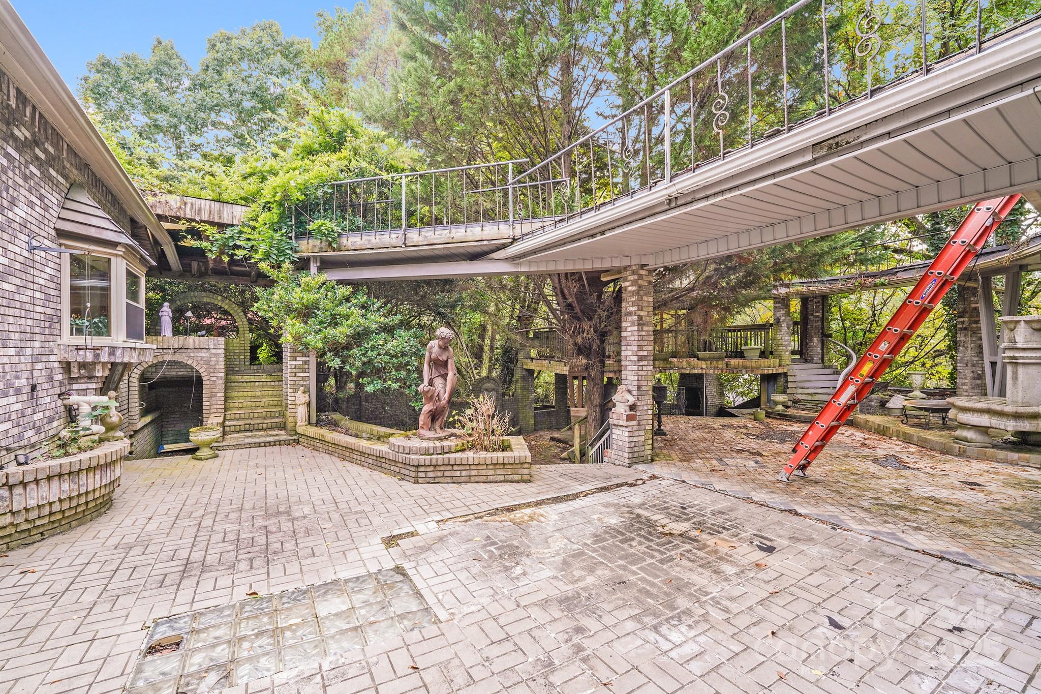 223 Millwood Lane Charlotte NC 28270