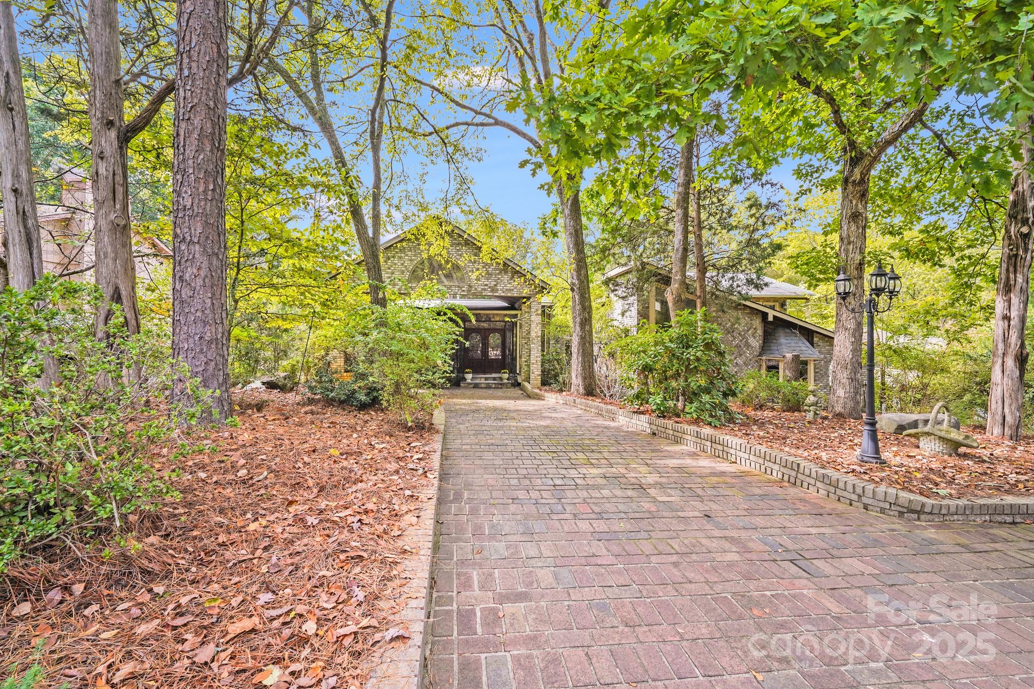 223 Millwood Lane Charlotte NC 28270