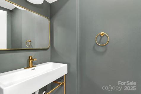 14 Mineral Springs Road Asheville NC 28805