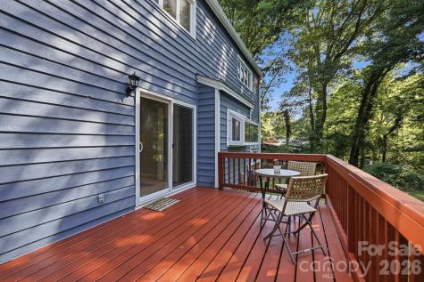 7045 Burlwood Road Charlotte NC 28211