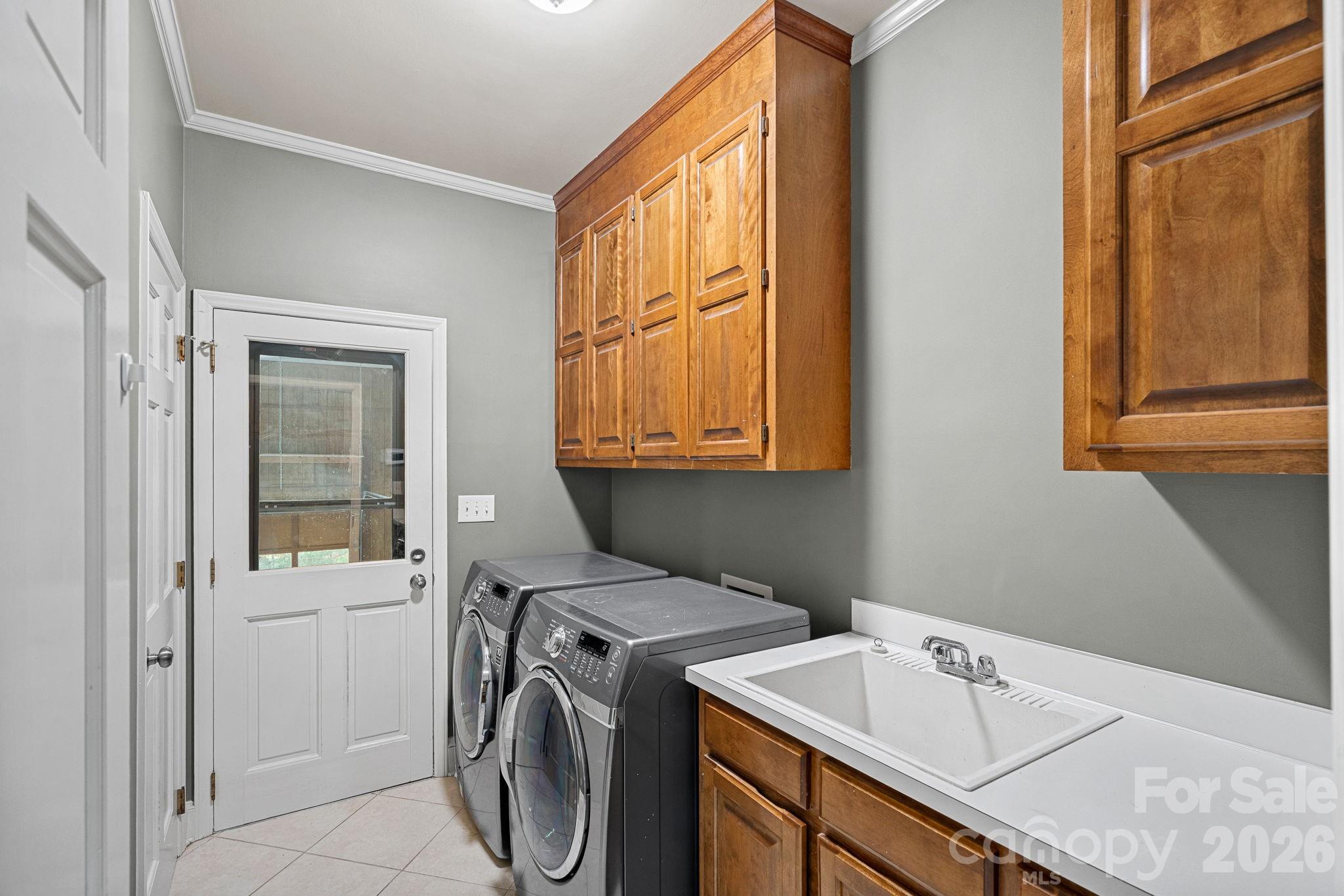 2512 Monteiane Drive Charlotte NC 28270