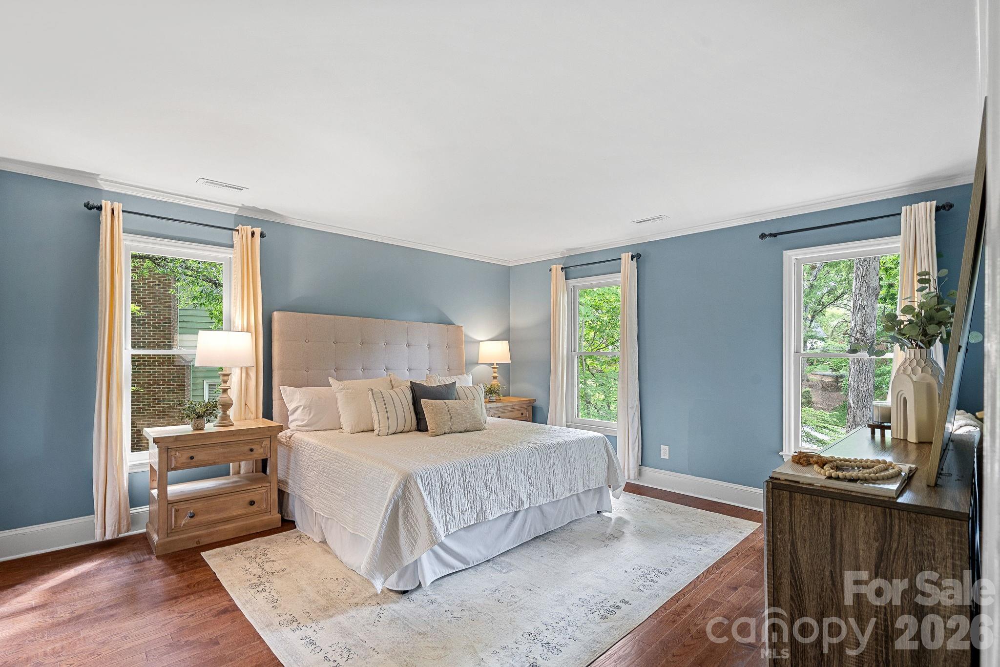 2512 Monteiane Drive Charlotte NC 28270