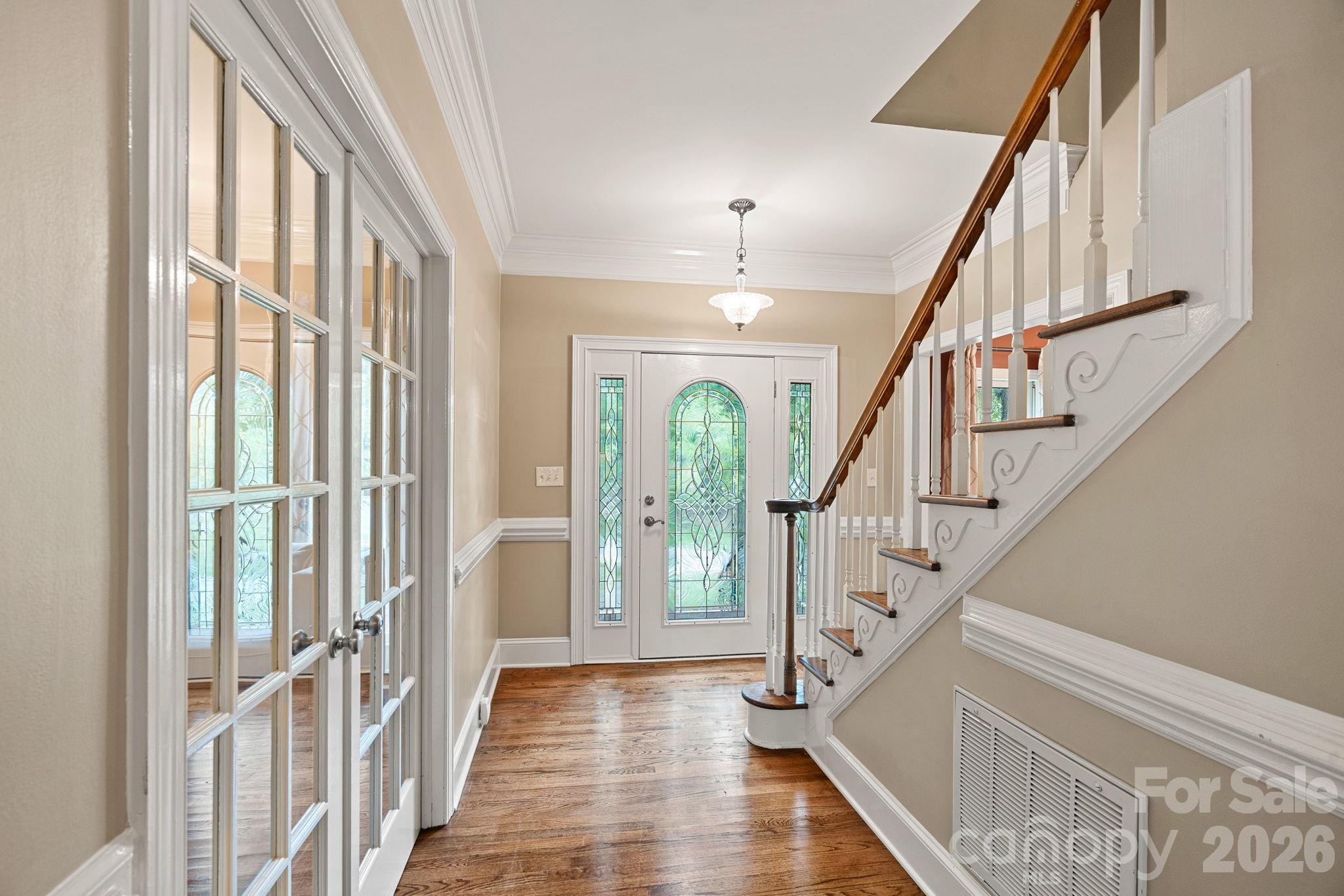 2512 Monteiane Drive Charlotte NC 28270