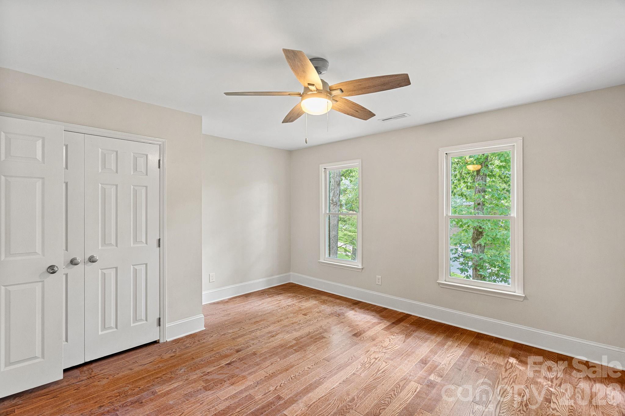 2512 Monteiane Drive Charlotte NC 28270