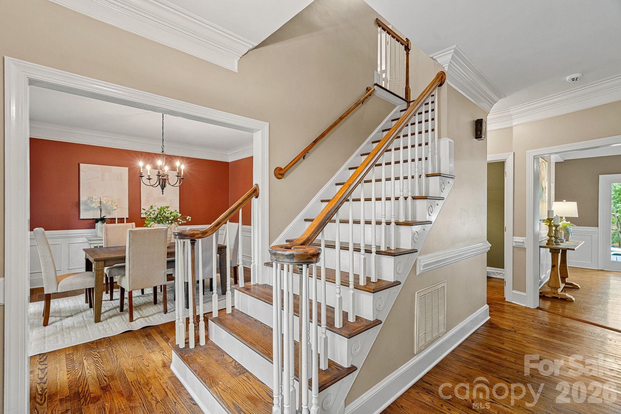 2512 Monteiane Drive Charlotte NC 28270