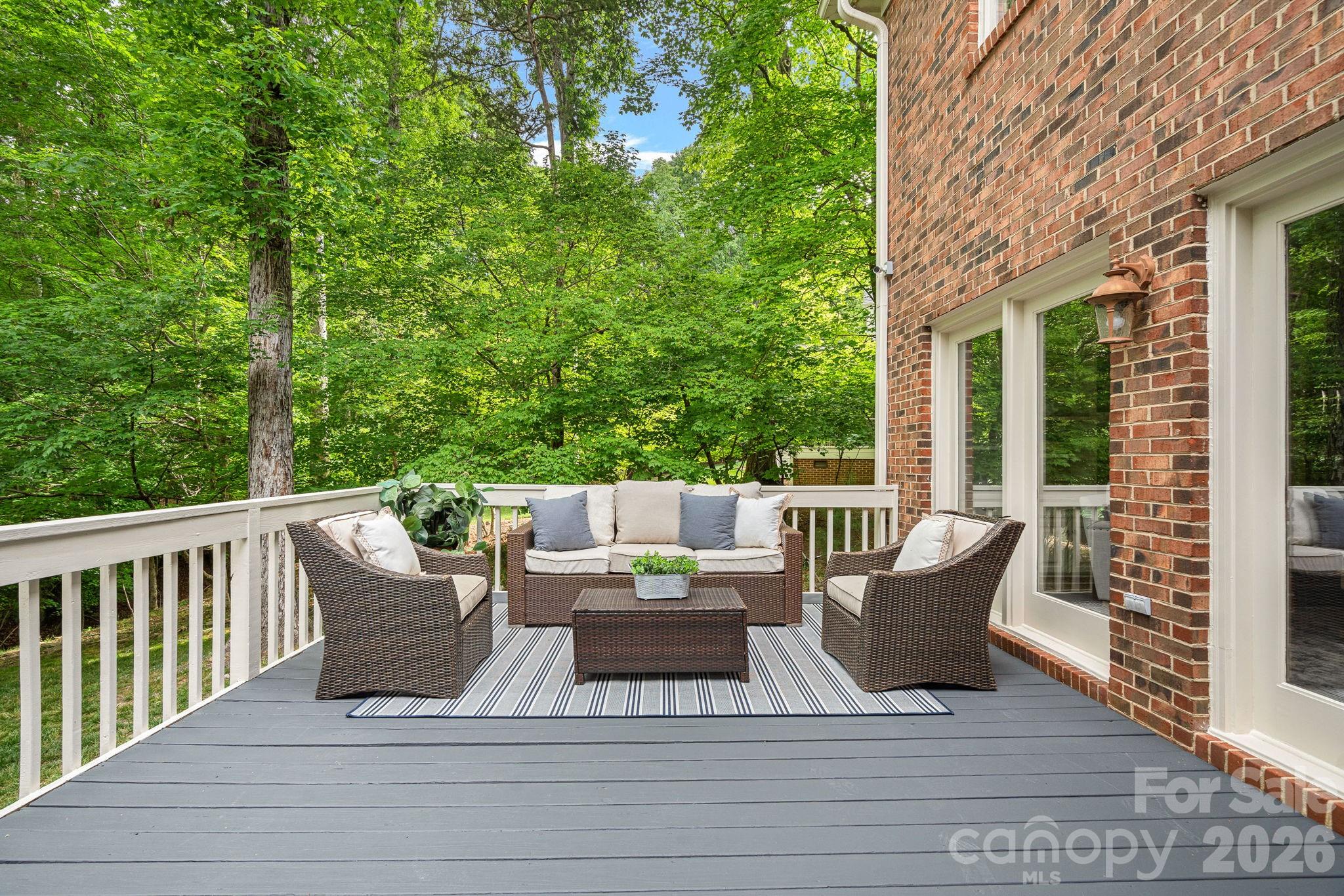 2512 Monteiane Drive Charlotte NC 28270