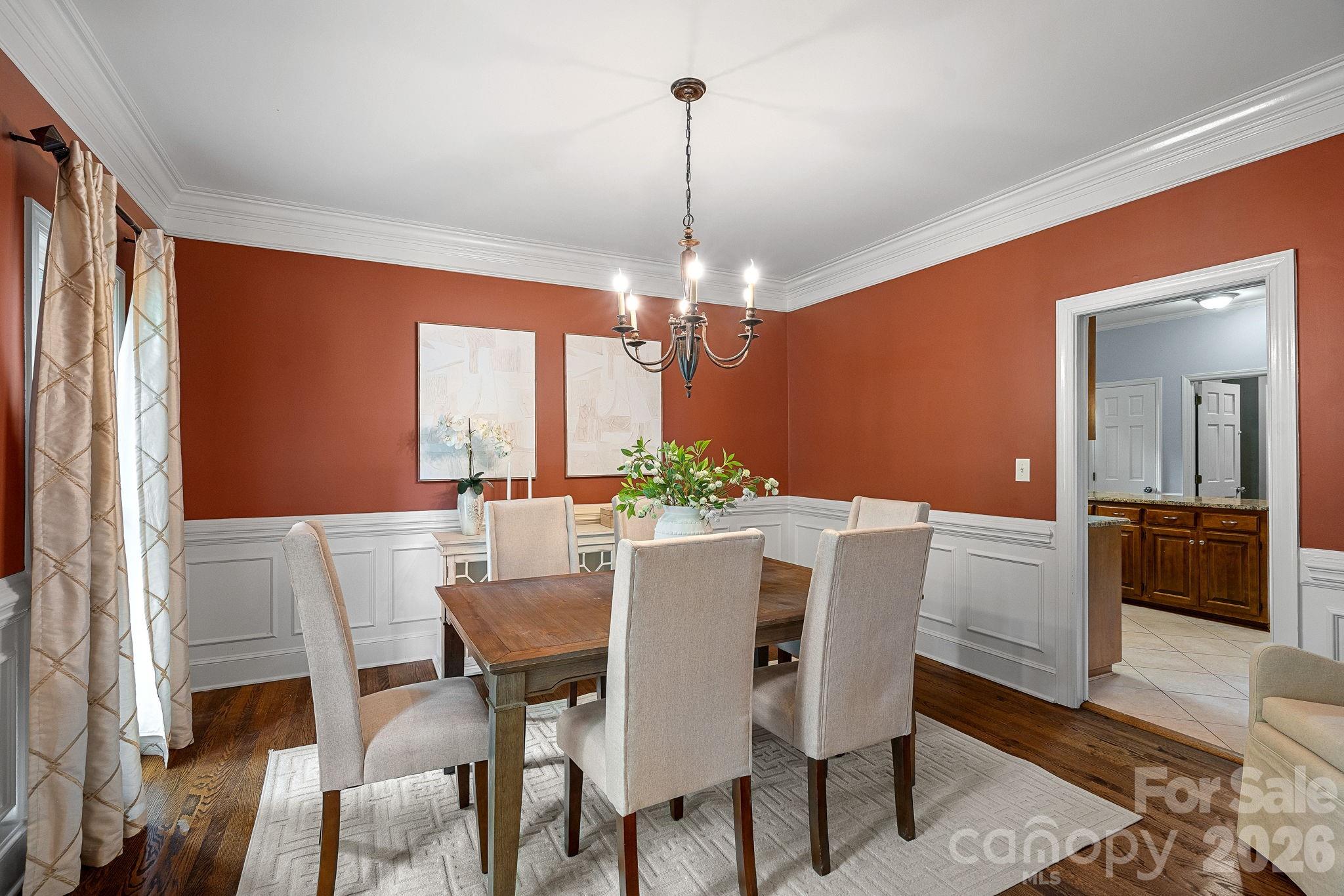2512 Monteiane Drive Charlotte NC 28270