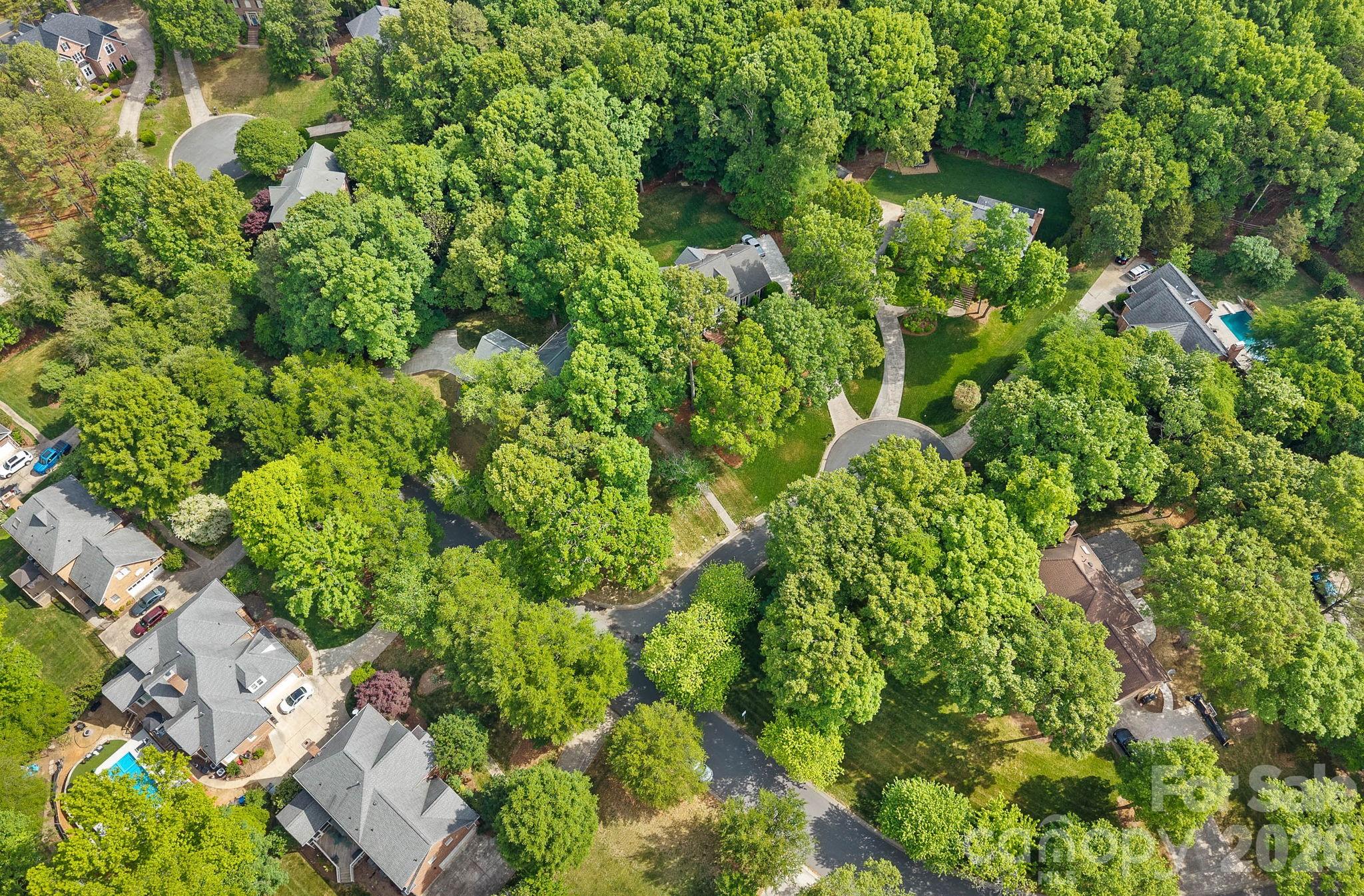 2512 Monteiane Drive Charlotte NC 28270