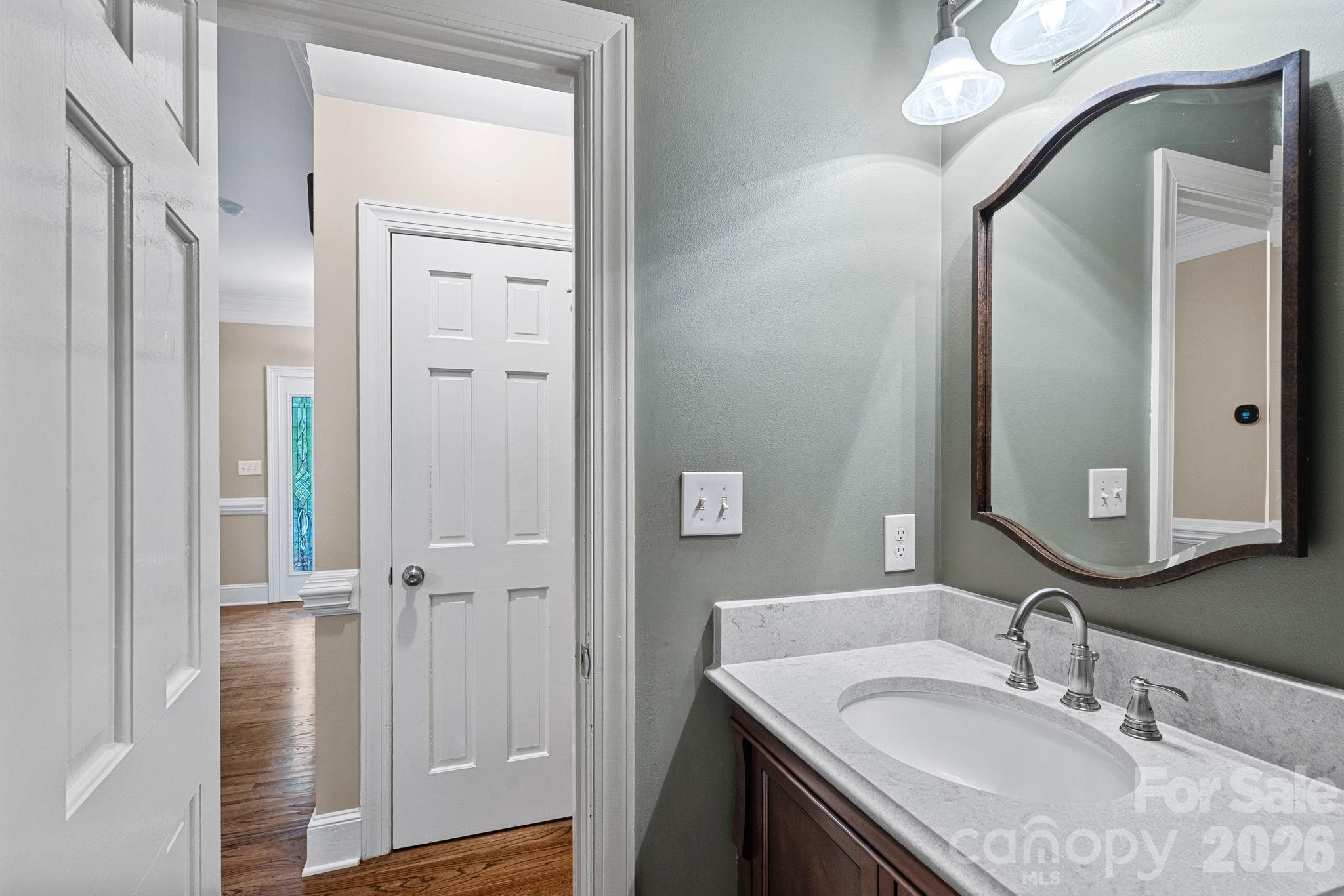 2512 Monteiane Drive Charlotte NC 28270