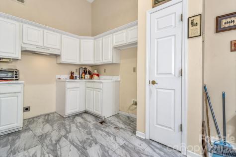 105 Amelia Drive Hendersonville NC 28792