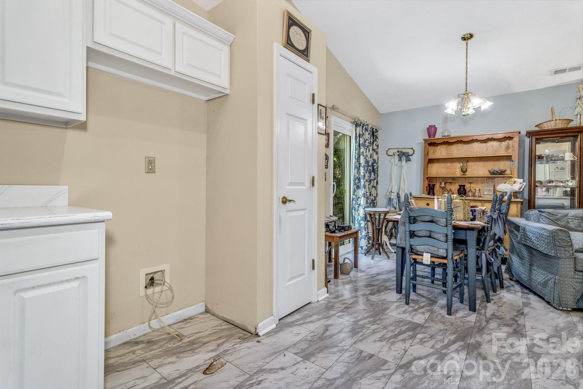 105 Amelia Drive Hendersonville NC 28792