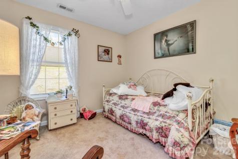 105 Amelia Drive Hendersonville NC 28792