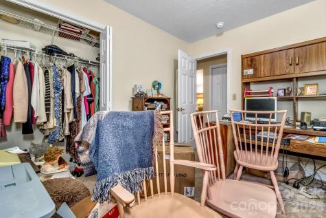105 Amelia Drive Hendersonville NC 28792