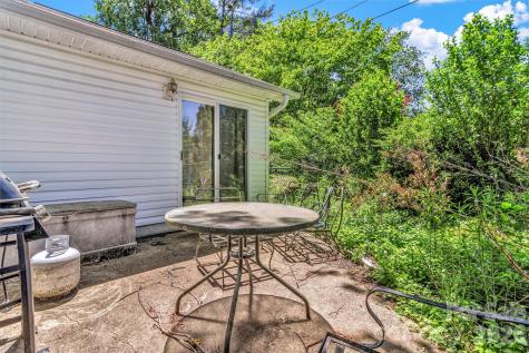 105 Amelia Drive Hendersonville NC 28792