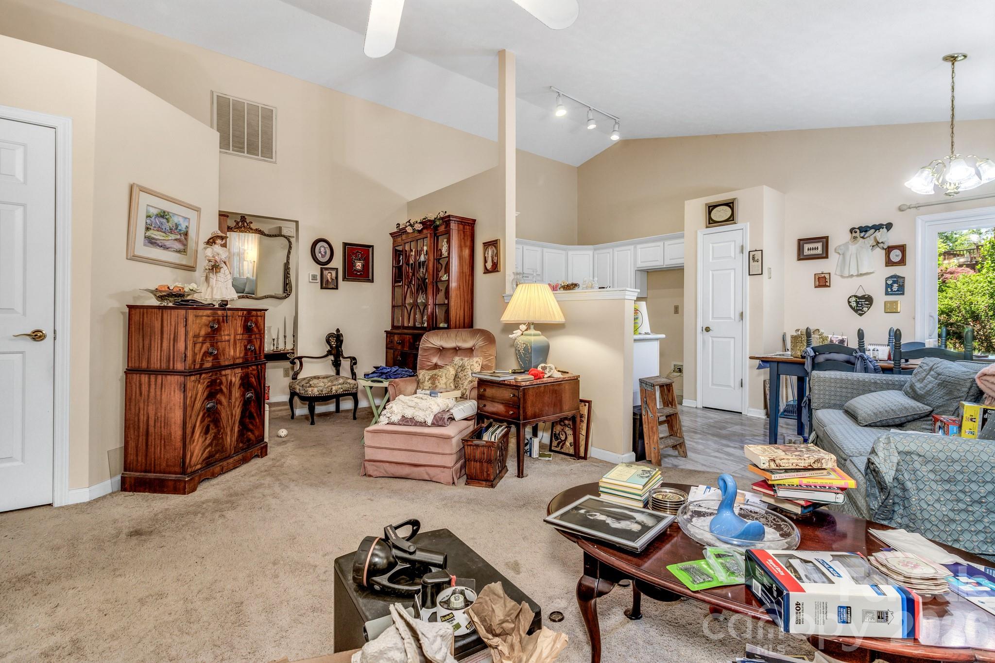 105 Amelia Drive Hendersonville NC 28792