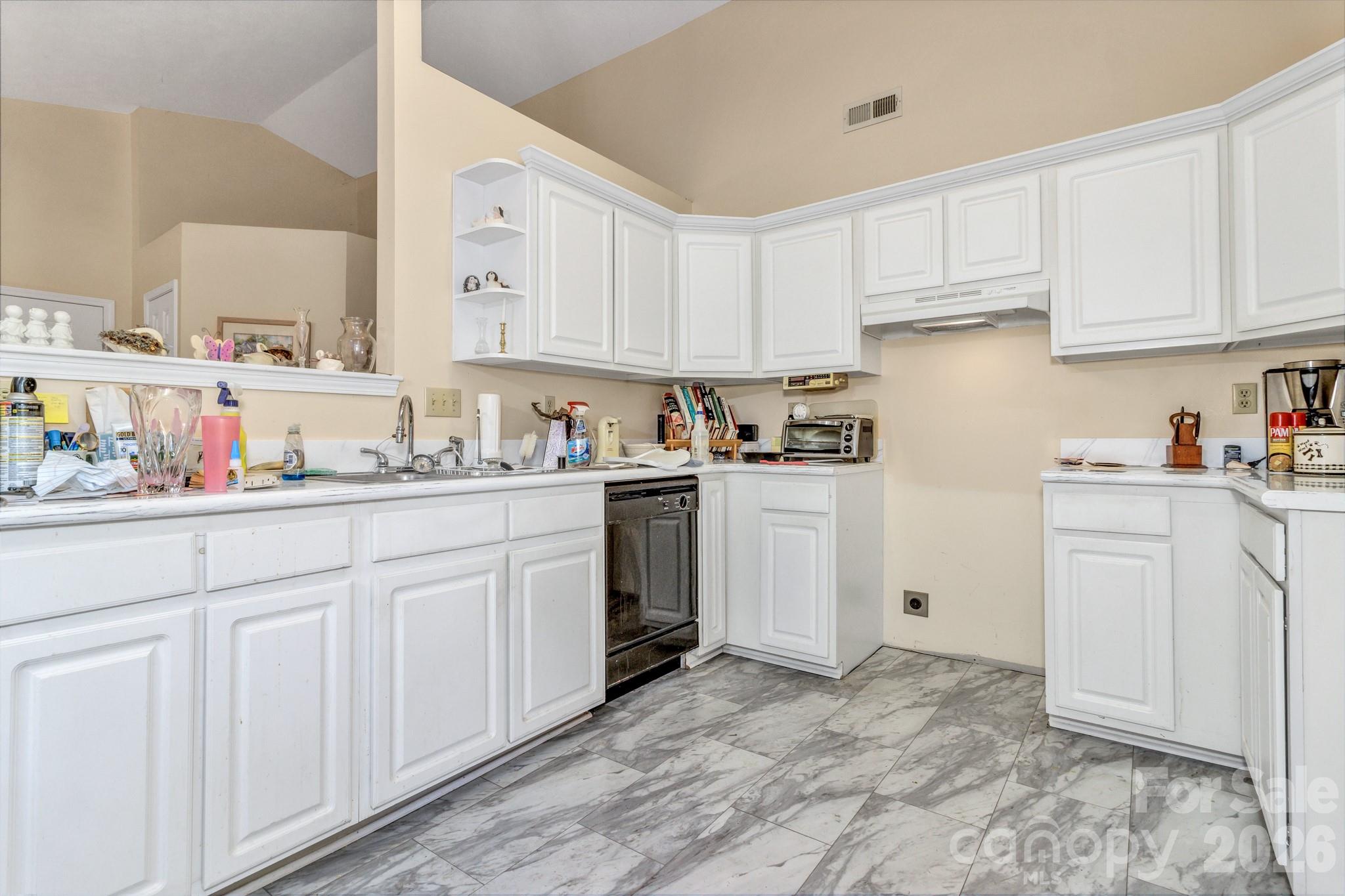105 Amelia Drive Hendersonville NC 28792