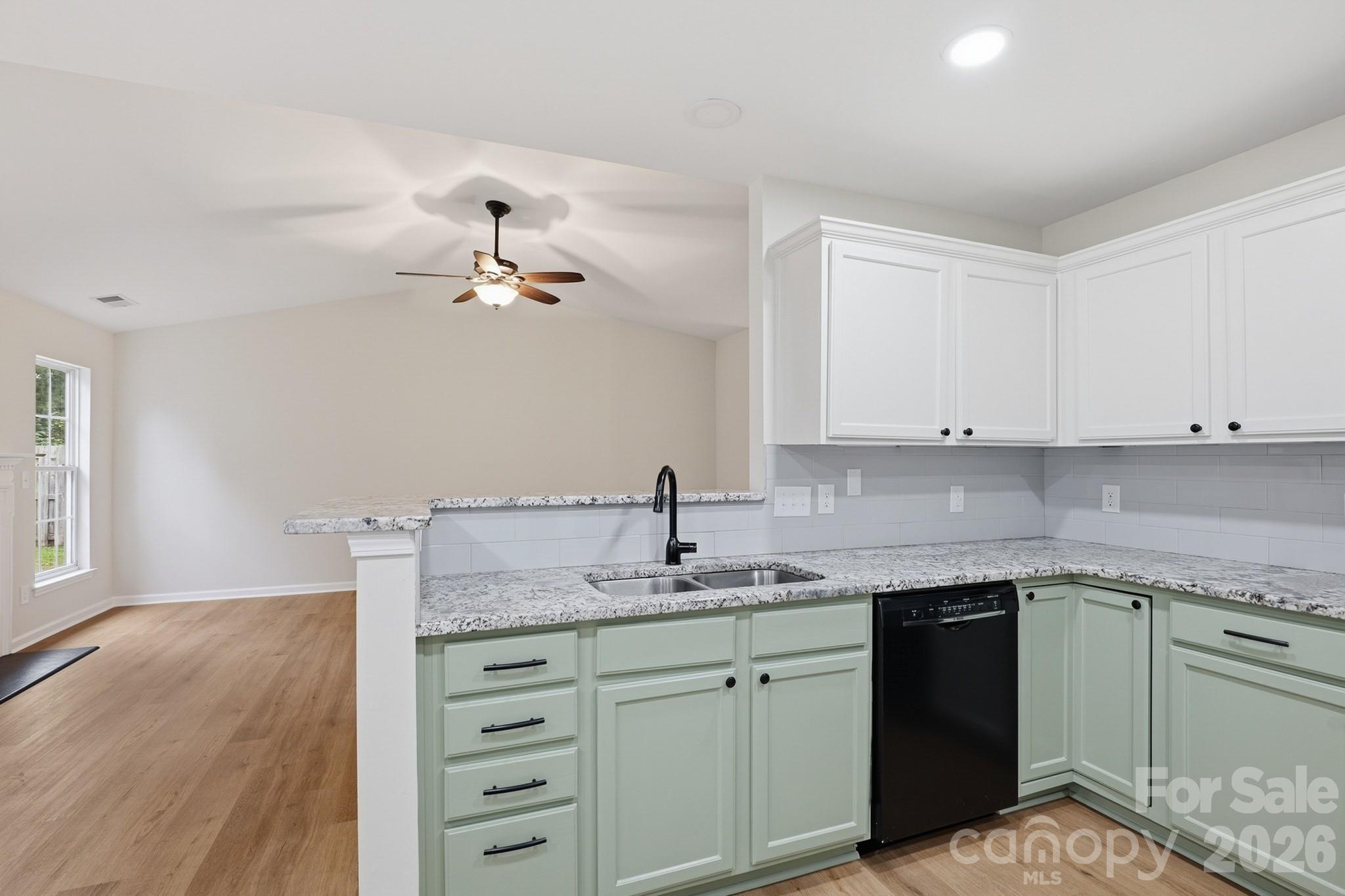 5123 Sunburst Lane Charlotte NC 28213