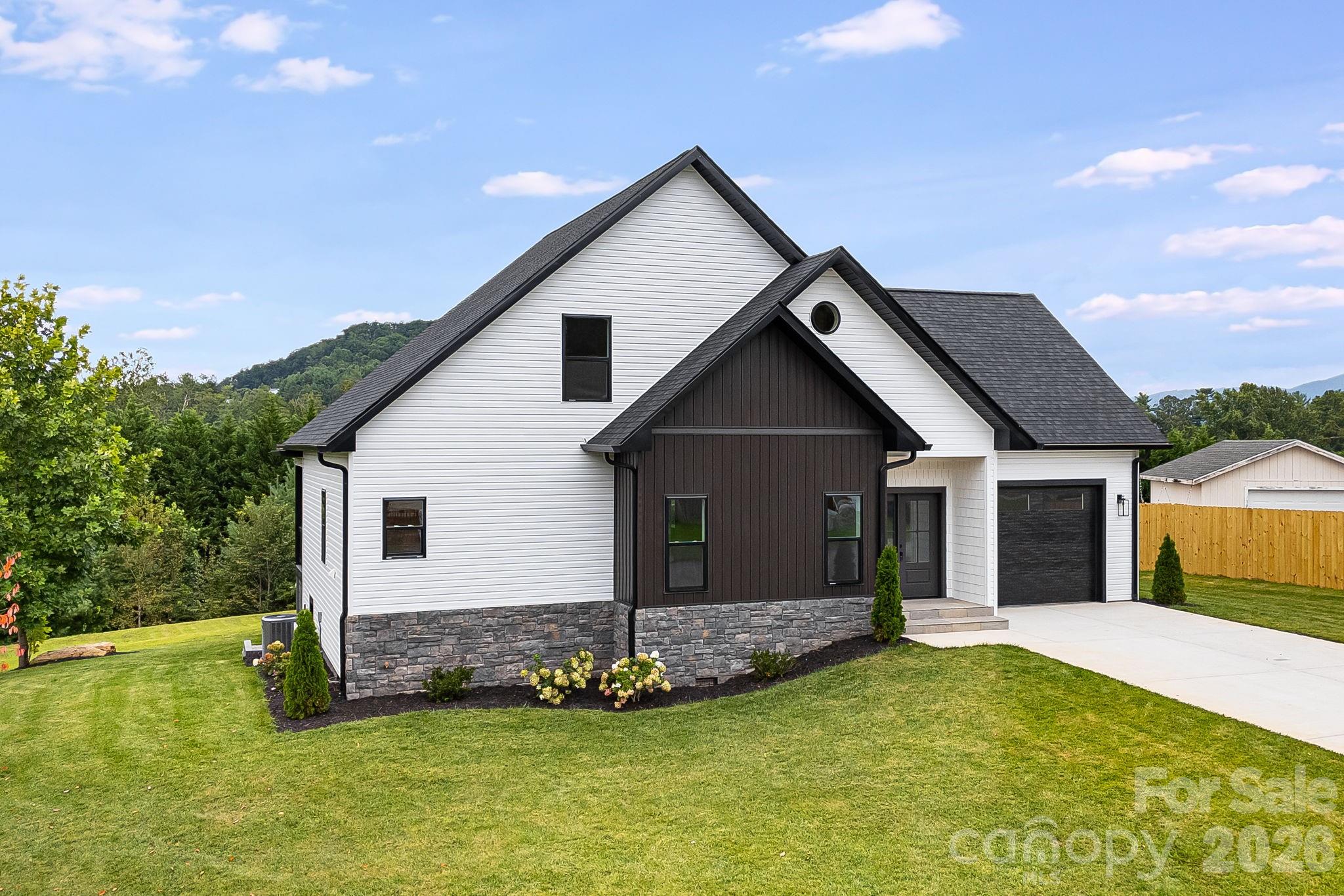 38 Red Laurel Court Hendersonville NC 28792