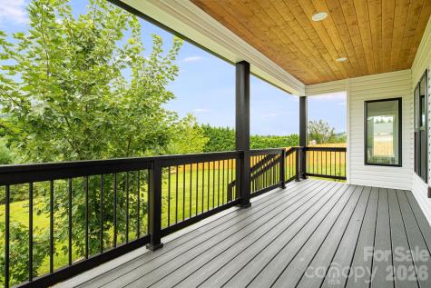38 Red Laurel Court Hendersonville NC 28792