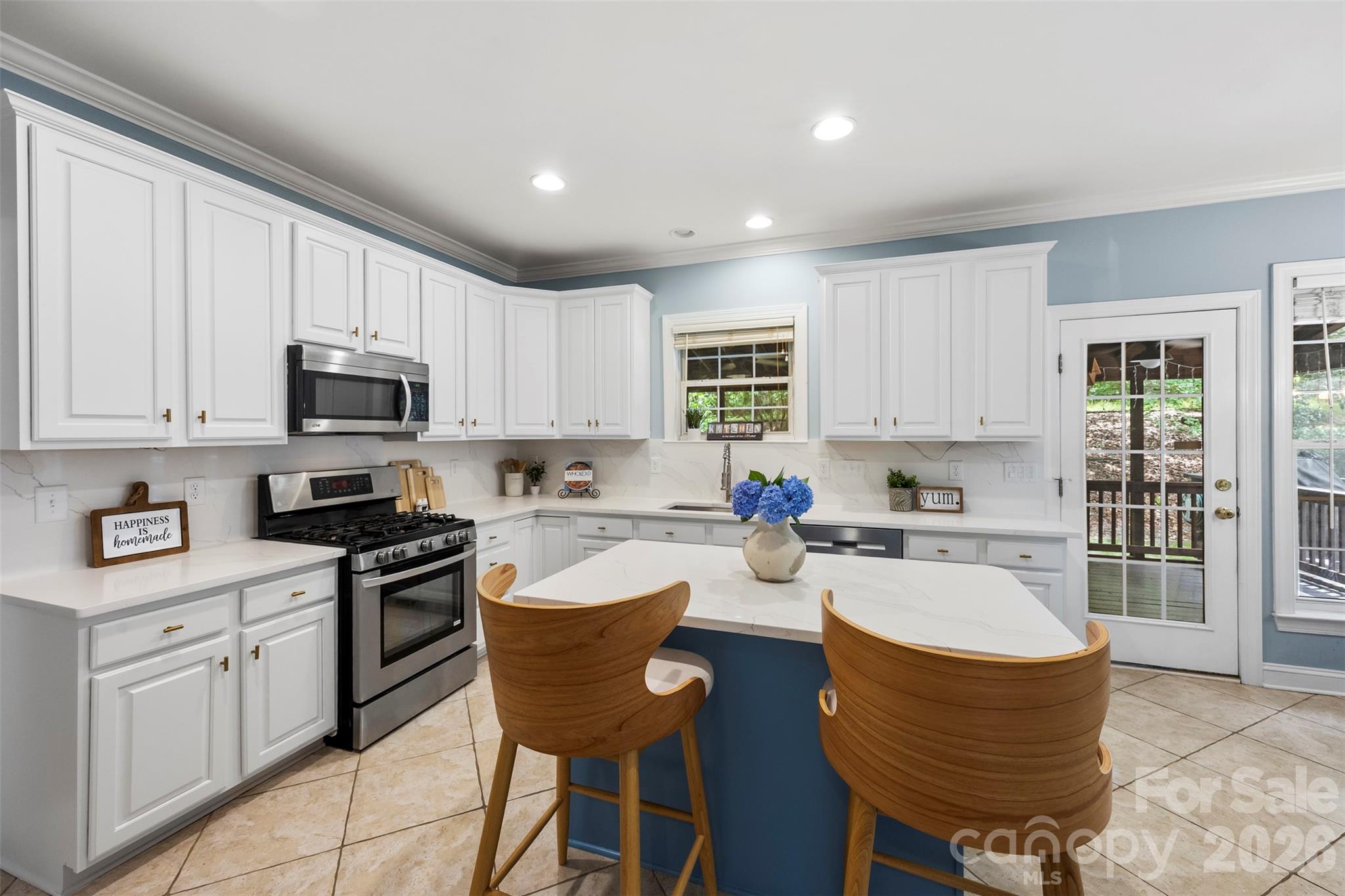 2832 Shady Reach Lane Charlotte NC 28214