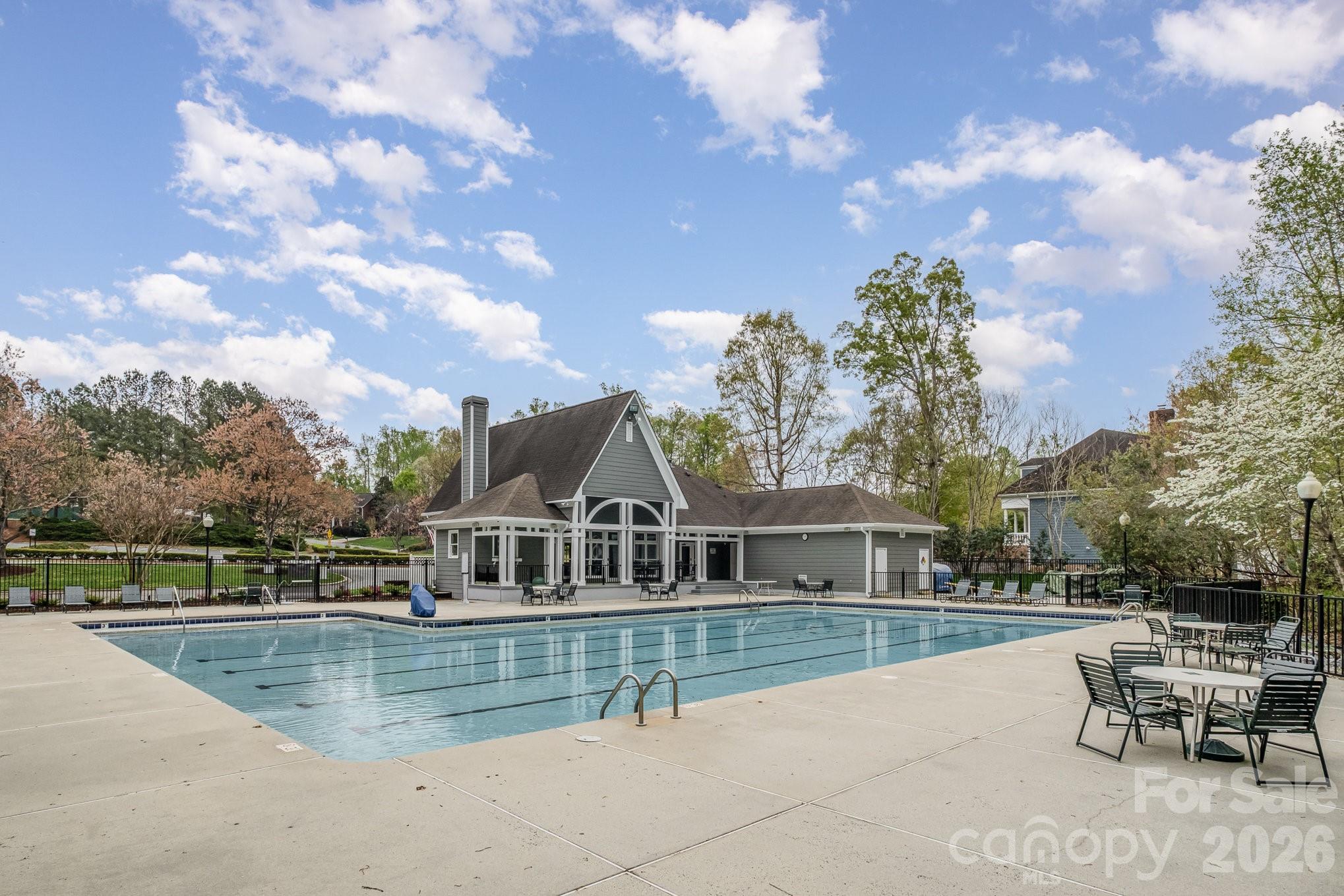 2832 Shady Reach Lane Charlotte NC 28214
