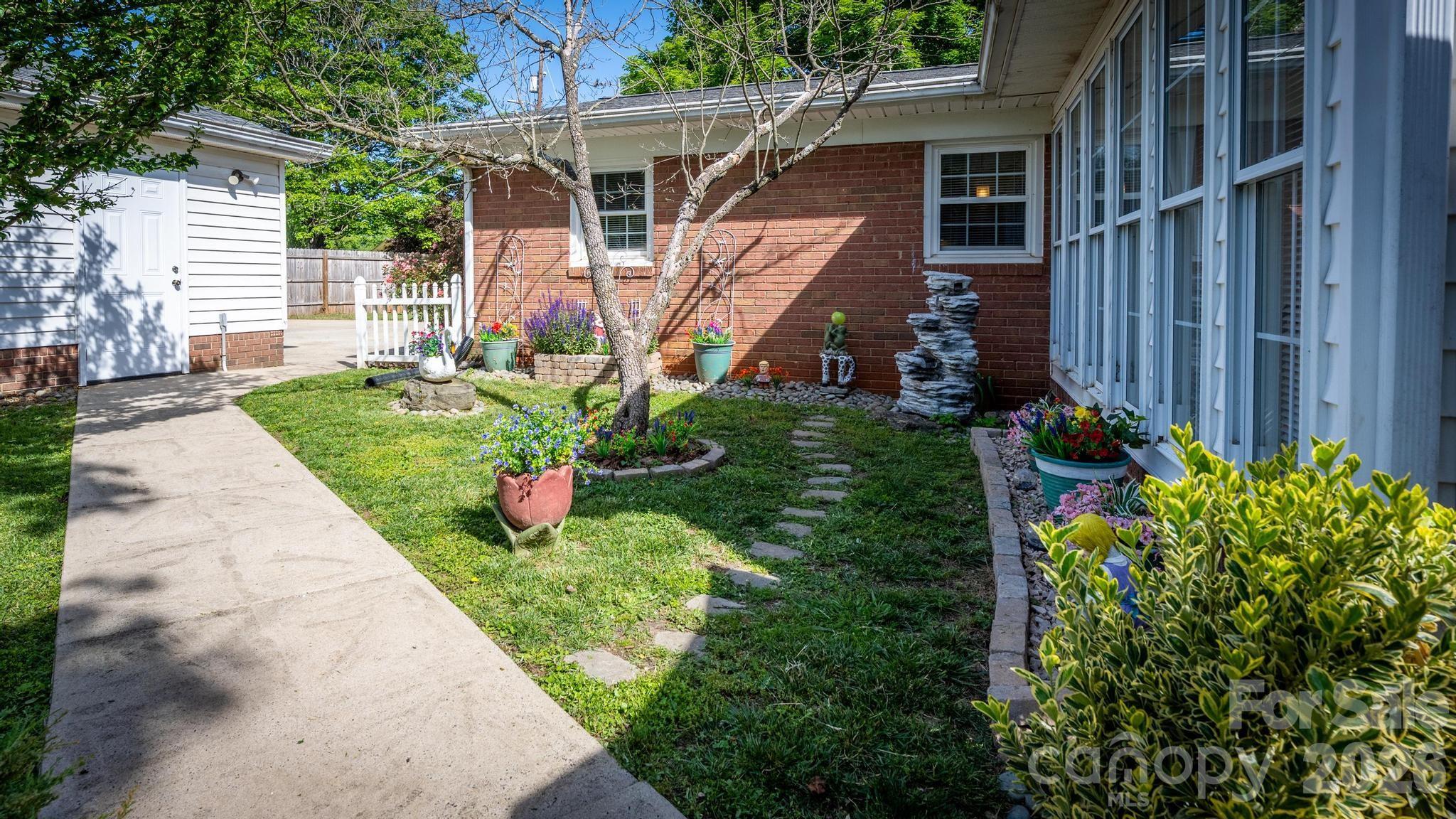 112 Persimmon Circle Statesville NC 28625