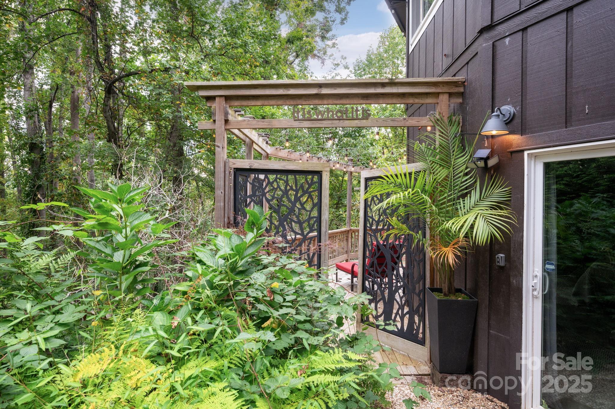 9 Reuben Road Asheville NC 28804