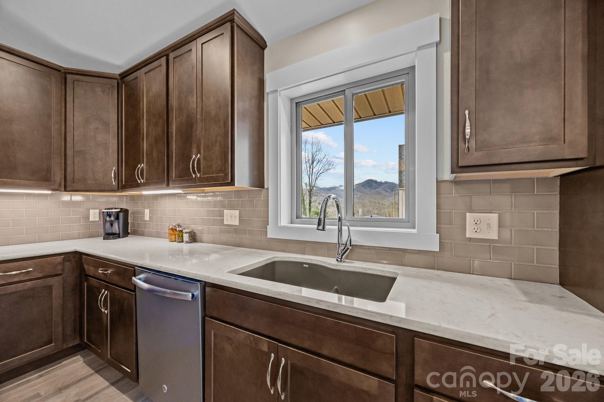 19 Dunsmore Avenue Black Mountain NC 28711