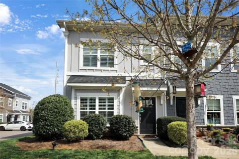 1178 Almerton Drive Denver NC 28037
