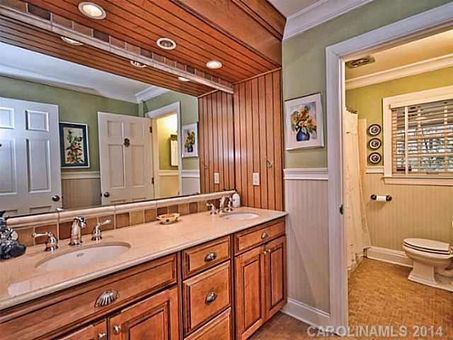 2324 Flintwood Lane Charlotte NC 28226
