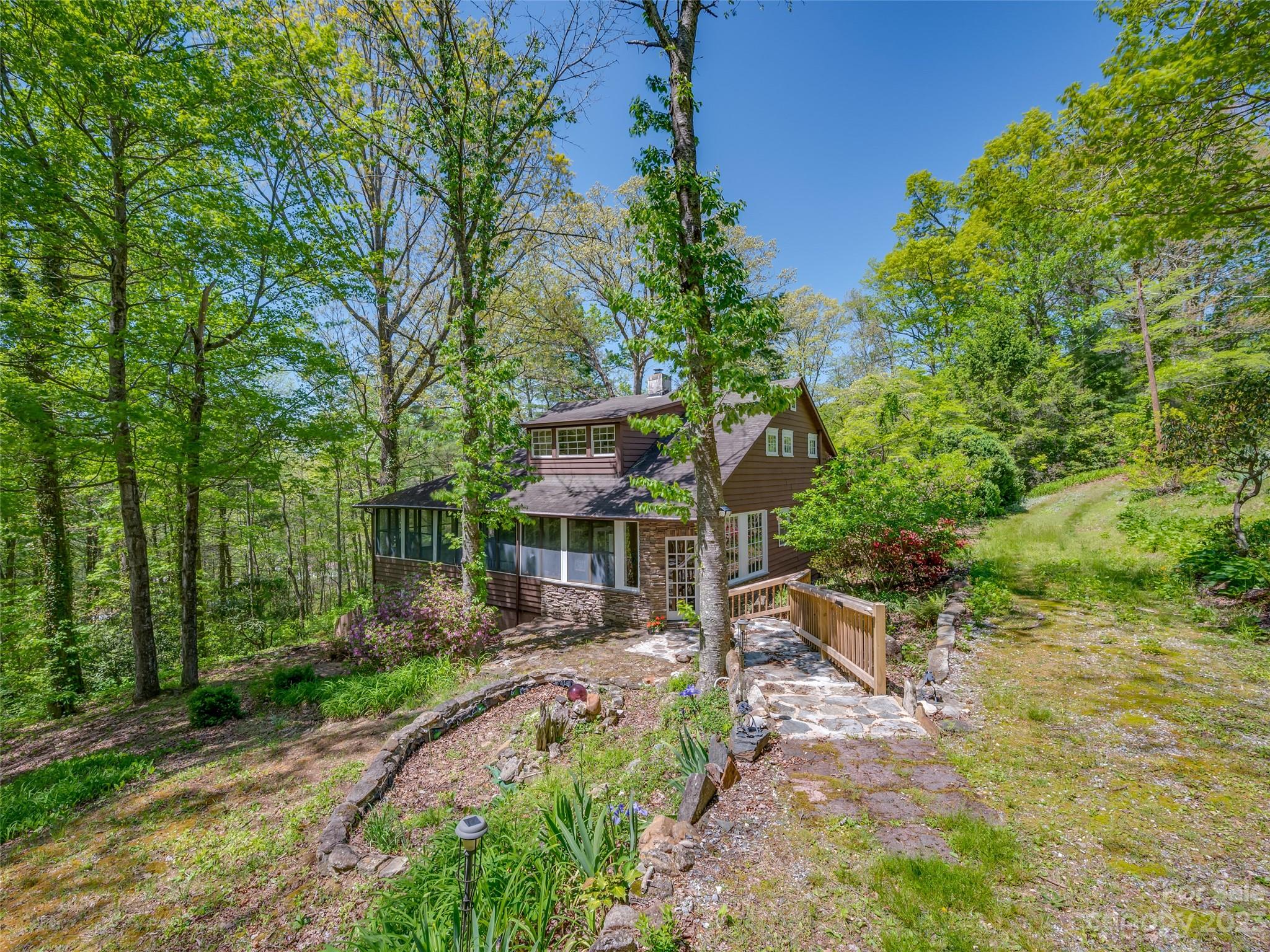 240 Smith Street, Saluda NC Real Estate Listing MLS Car4025038