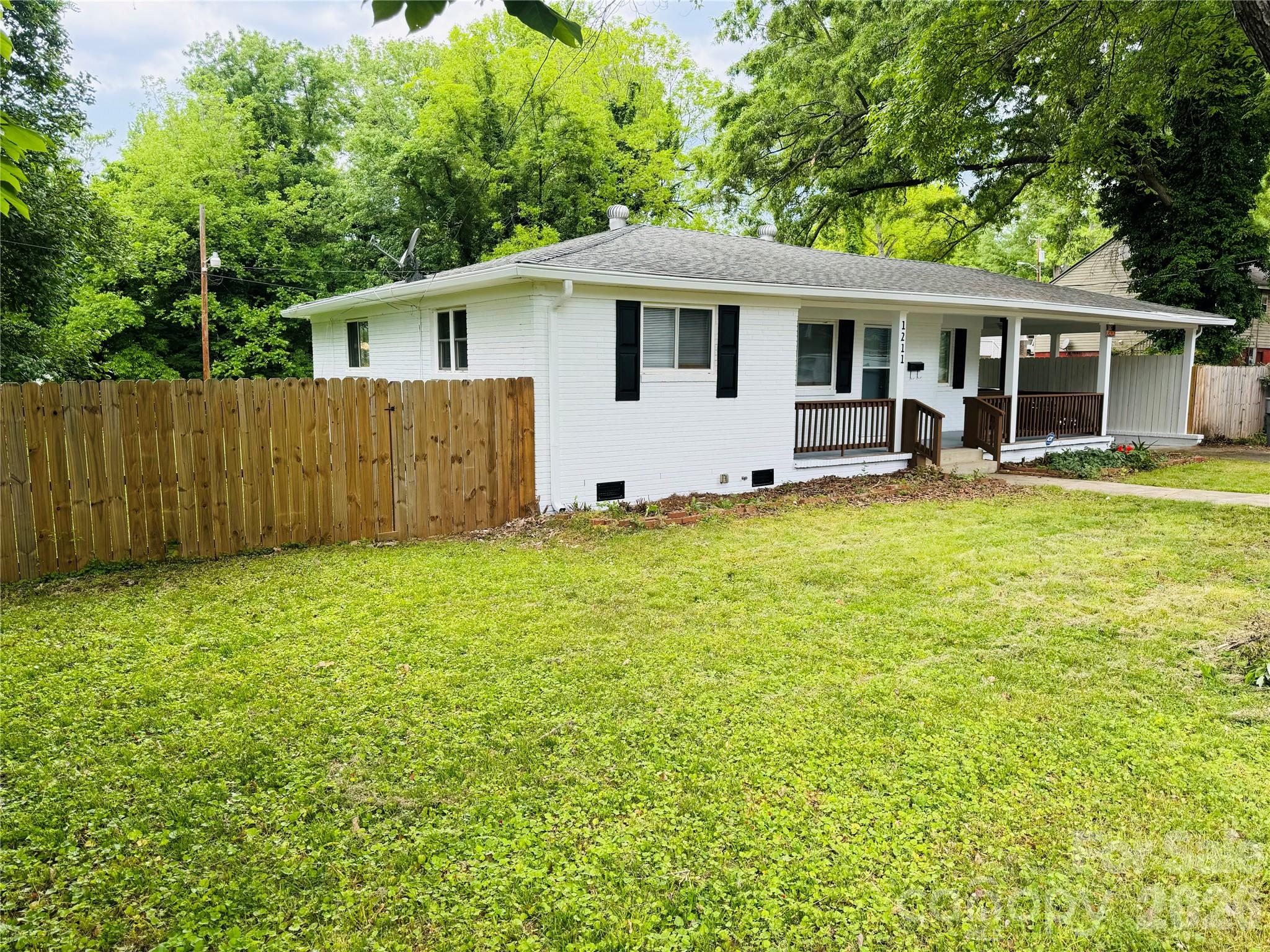 1211 Campus Street Charlotte NC 28216