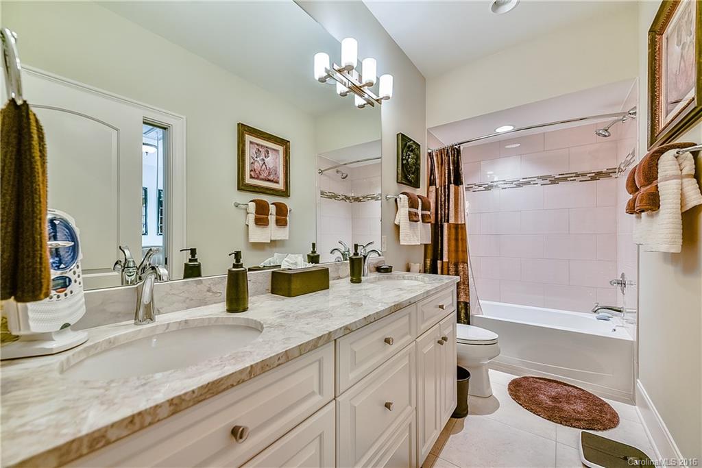 6209 Pembury Lane Charlotte NC 28210