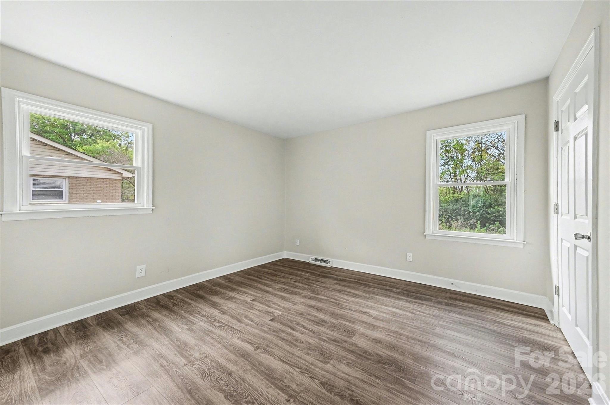2917 Dalecrest Drive Charlotte NC 28269