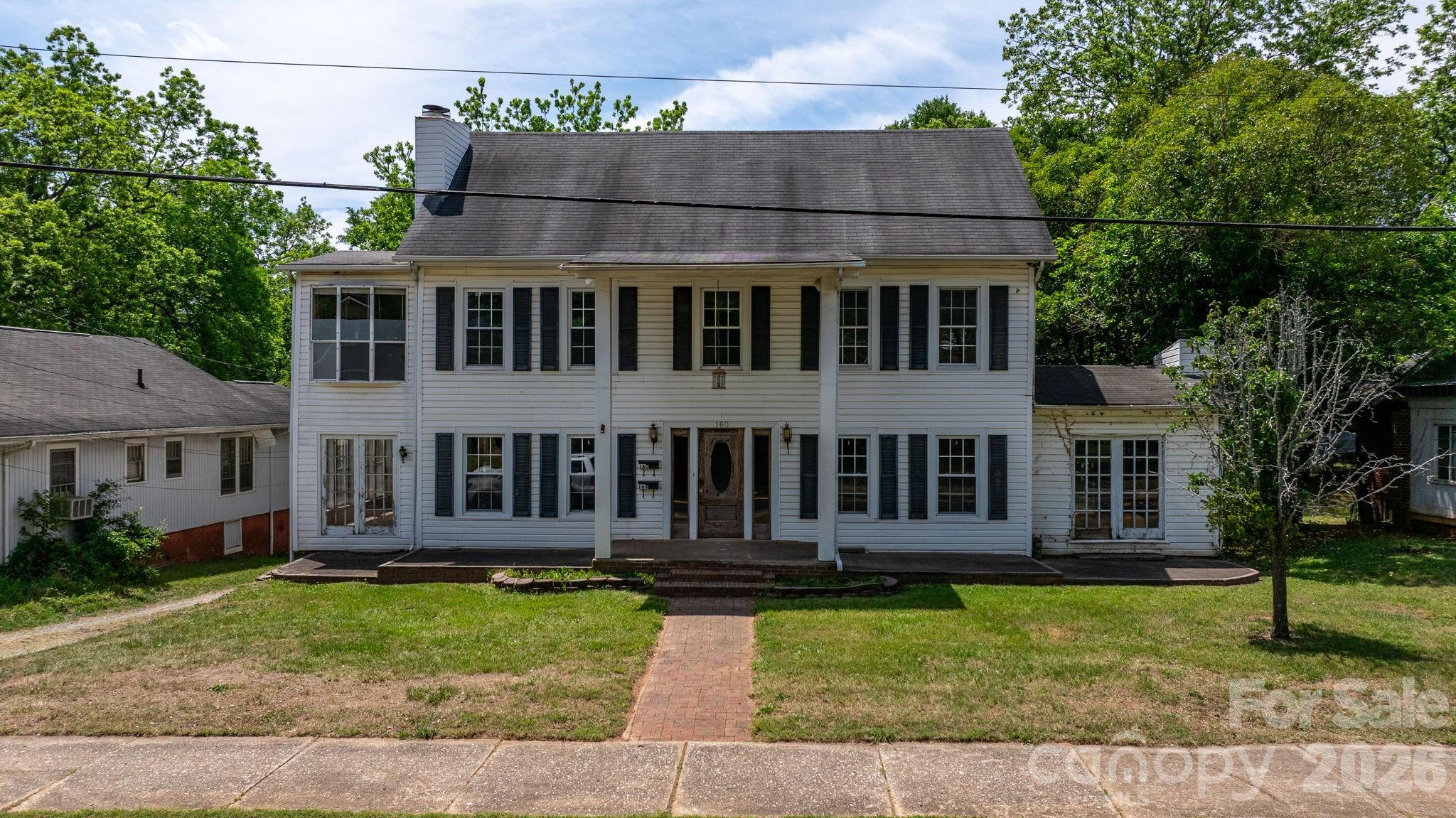 160 & 164 Arlington Street Forest City NC 28043