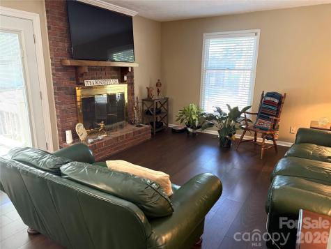 12760 Woodbridge Drive Laurinburg NC 28352