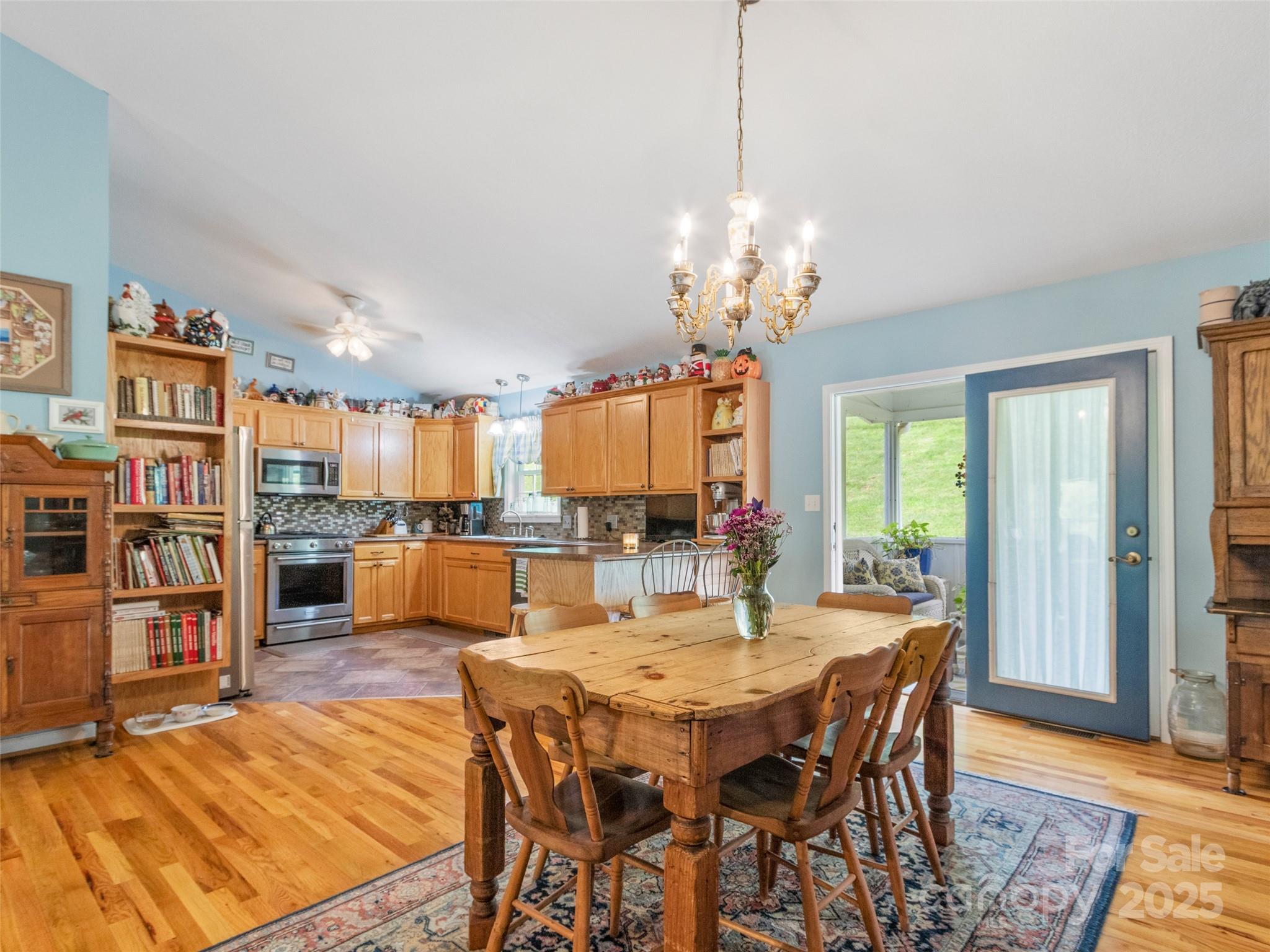 17 Gun Flint Drive Burnsville NC 28714