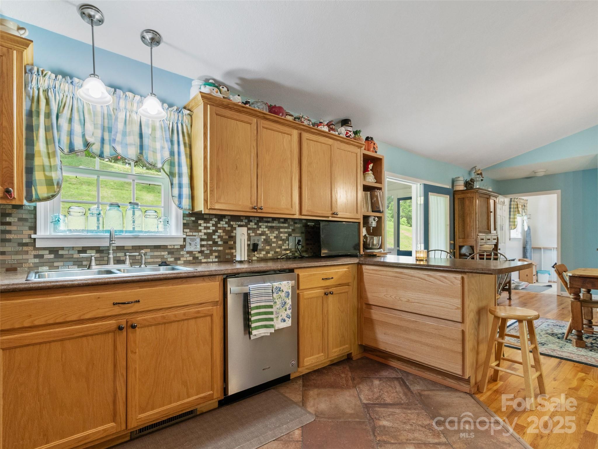 17 Gun Flint Drive Burnsville NC 28714