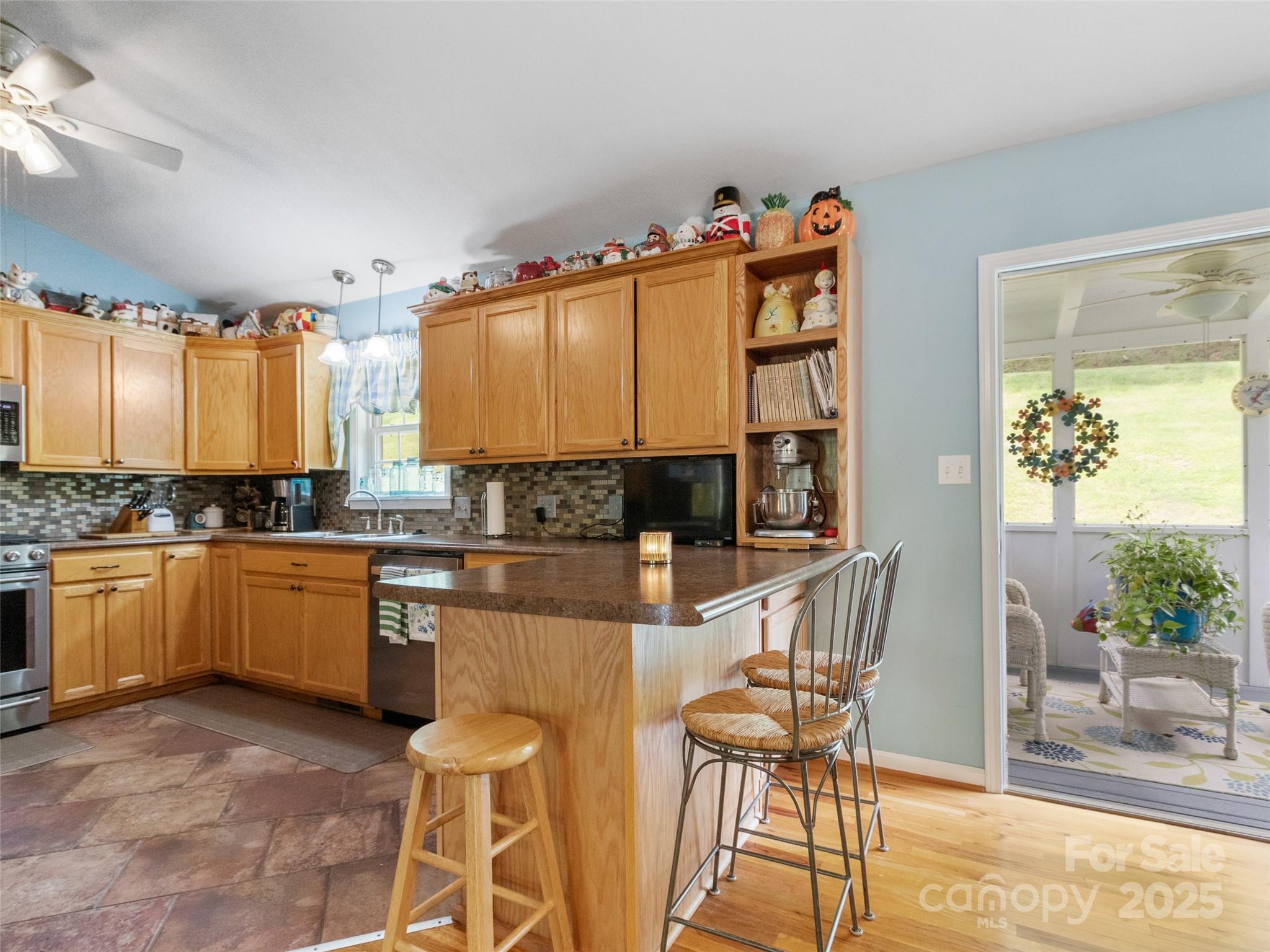 17 Gun Flint Drive Burnsville NC 28714