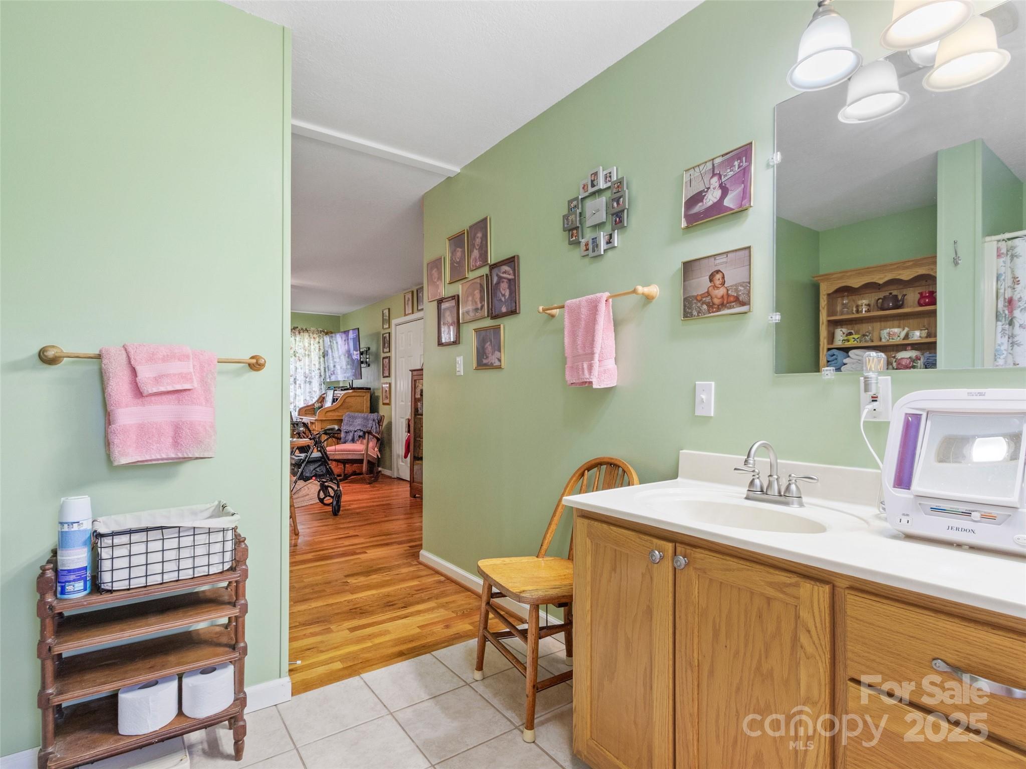 17 Gun Flint Drive Burnsville NC 28714
