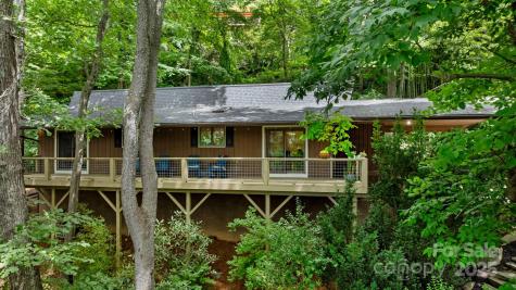 30 Hawktree Lane Waynesville NC 28786