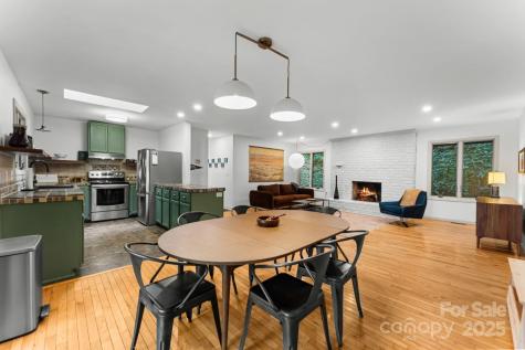 30 Hawktree Lane Waynesville NC 28786