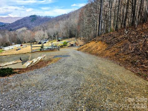 254 Ray Mine Road Burnsville NC 28714