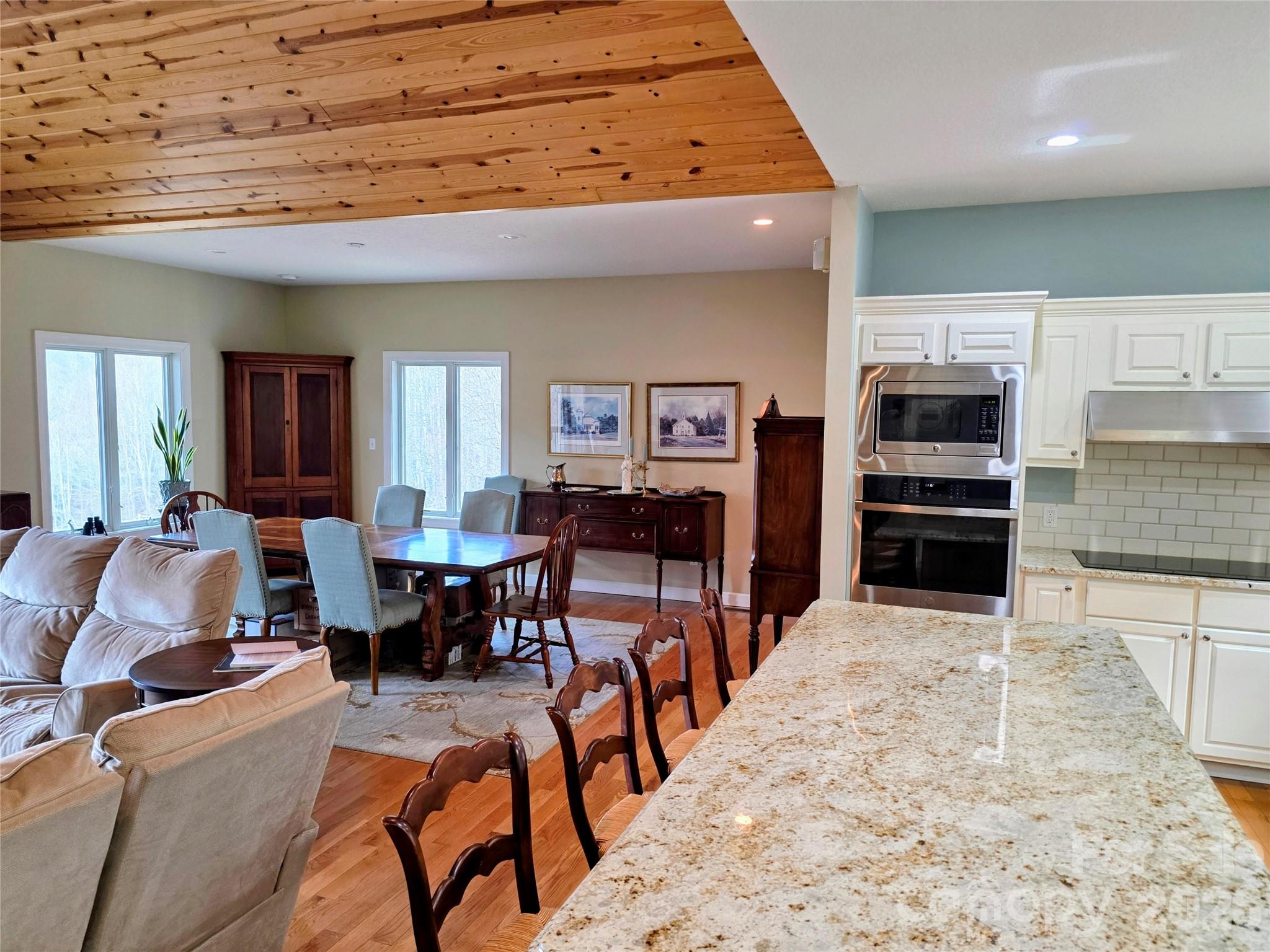 254 Ray Mine Road Burnsville NC 28714