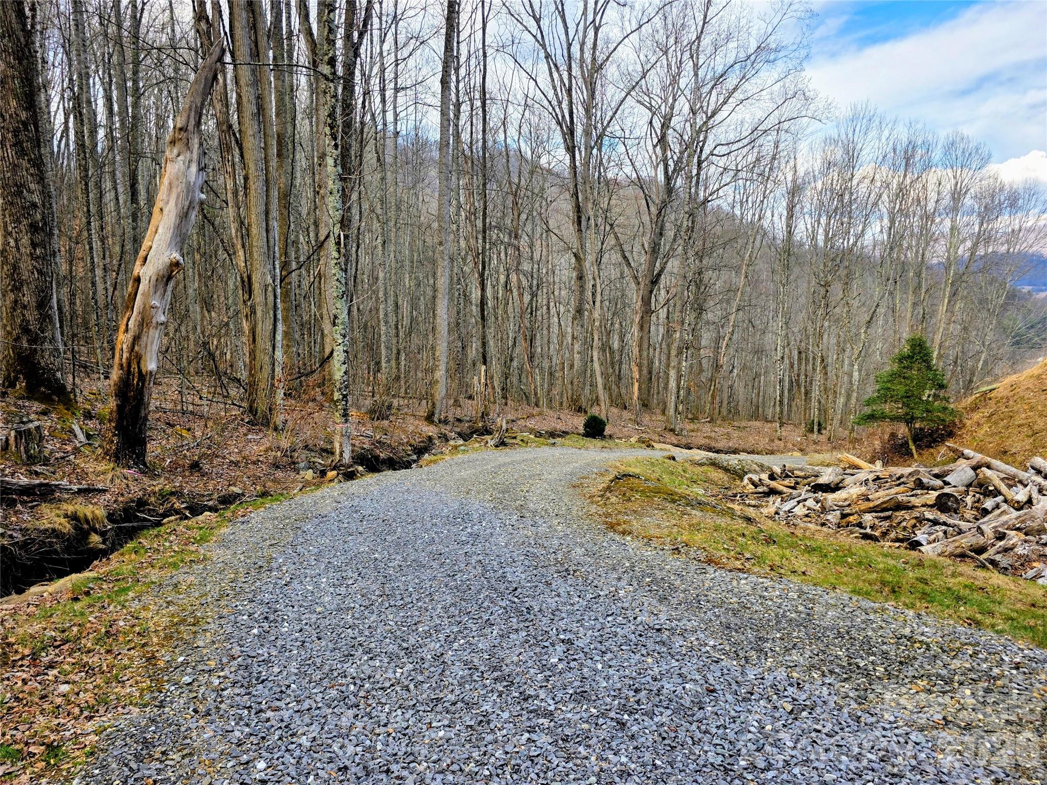 254 Ray Mine Road Burnsville NC 28714