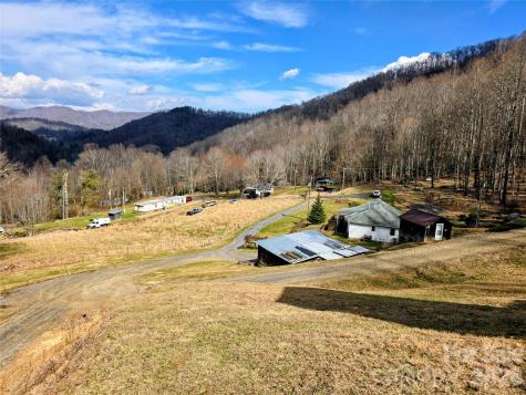 254 Ray Mine Road Burnsville NC 28714