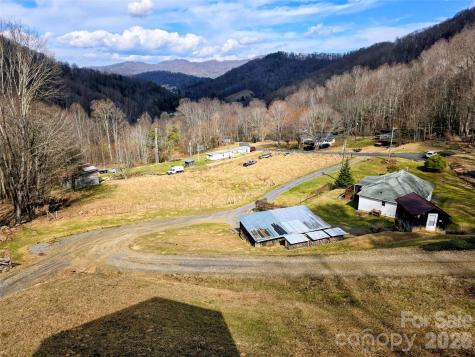 254 Ray Mine Road Burnsville NC 28714